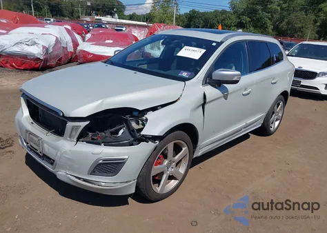 2013 Volvo Xc60 T6/T6 Platinum/T6 Premier Plus/T6 R-Design/T6 R-Design Platinum/T6 R-Design Premier Plus из США, поврежденный, VIN YV4902DZXD2417709